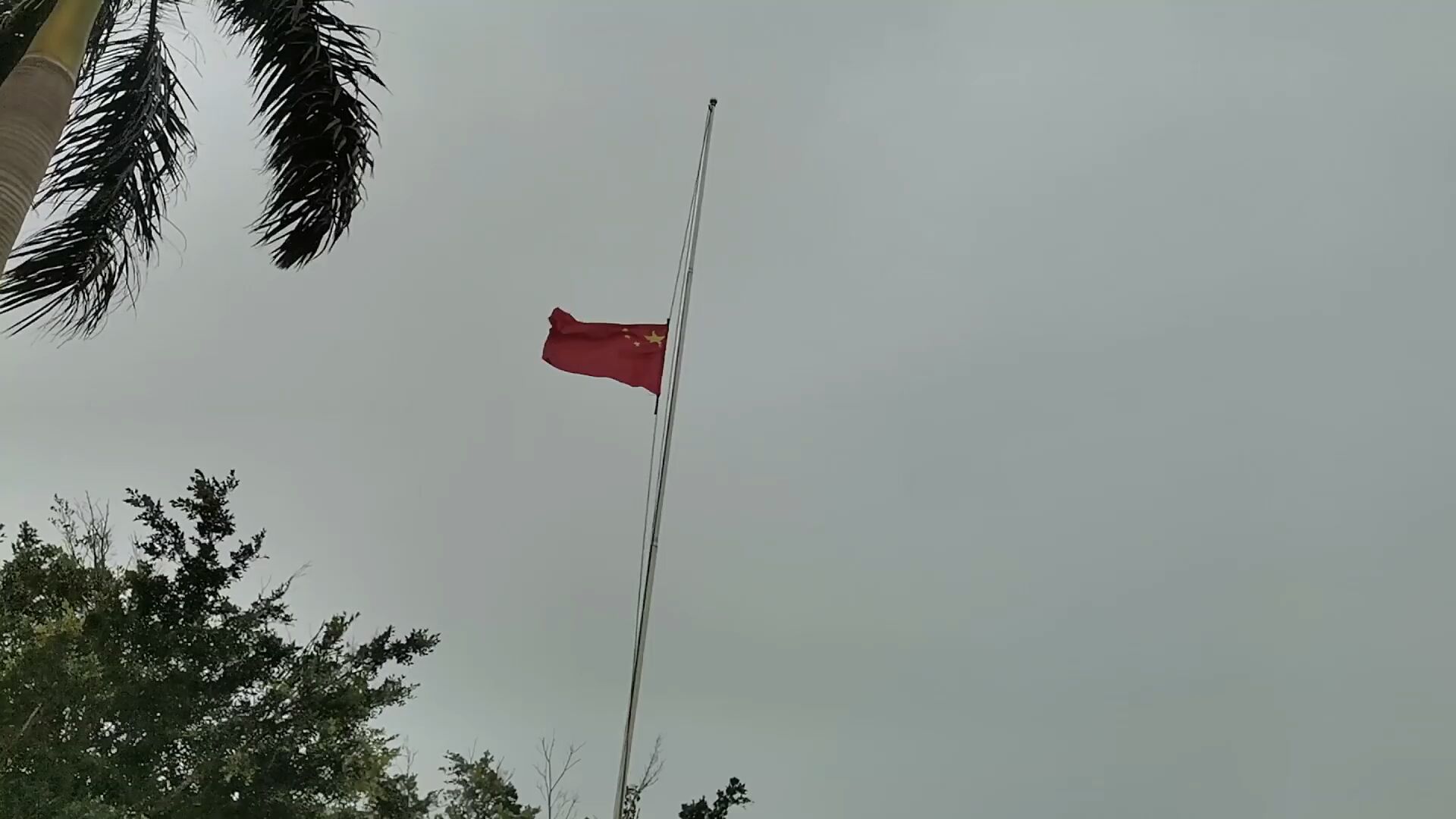 致敬 英雄需要铭记